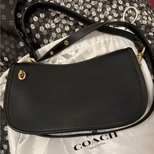 Coach swinger bag